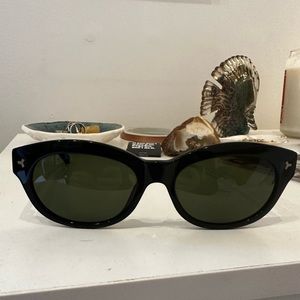BALLY Black sunglasses